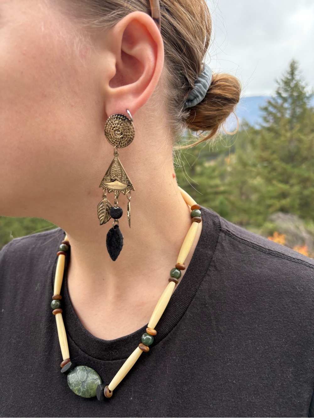 Beautiful Dangle Native Style Earrings - Picture 4 of 6